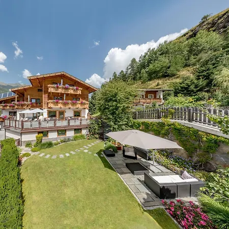 アパート Aliona *